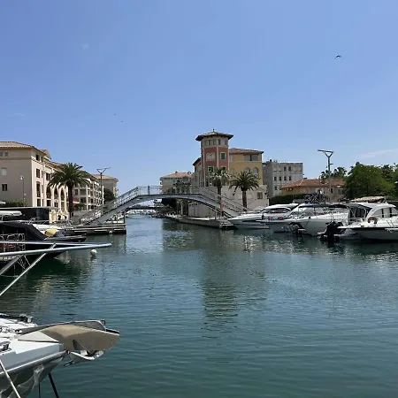 Fréjus, 3 Pièces, 5 Personnes - Fr-1-226a-109 Appartement