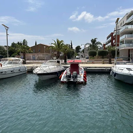 Fréjus, 3 Pièces, 5 Personnes - Fr-1-226a-109 Fréjus